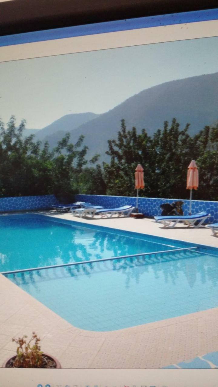Auberge Bab Imouzer Tagherat Anekrim Esterno foto