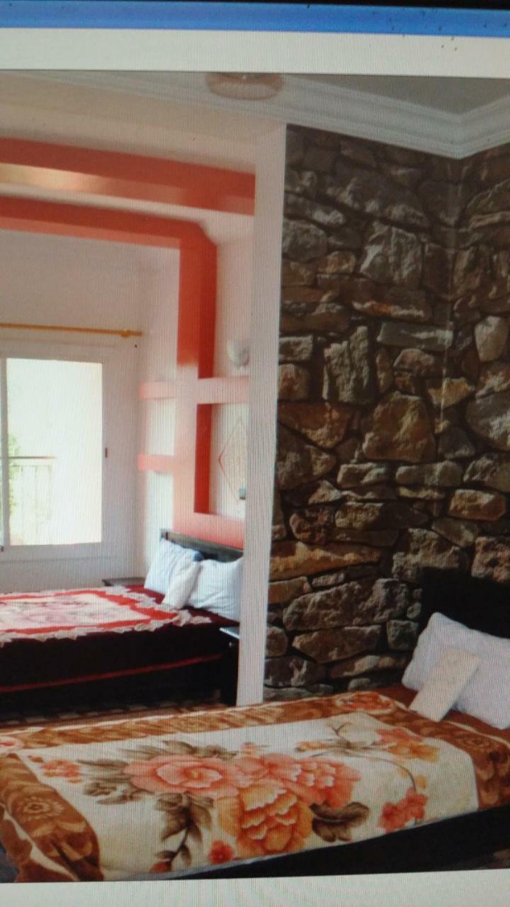 Auberge Bab Imouzer Tagherat Anekrim Esterno foto